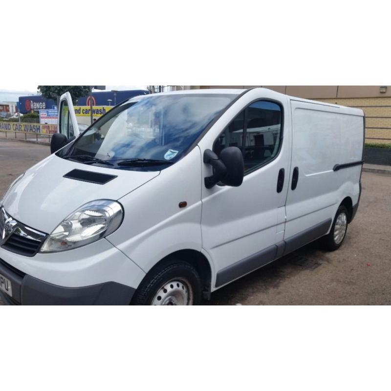 Vauxhall vevaro van 112months mot central lock remote control great drive