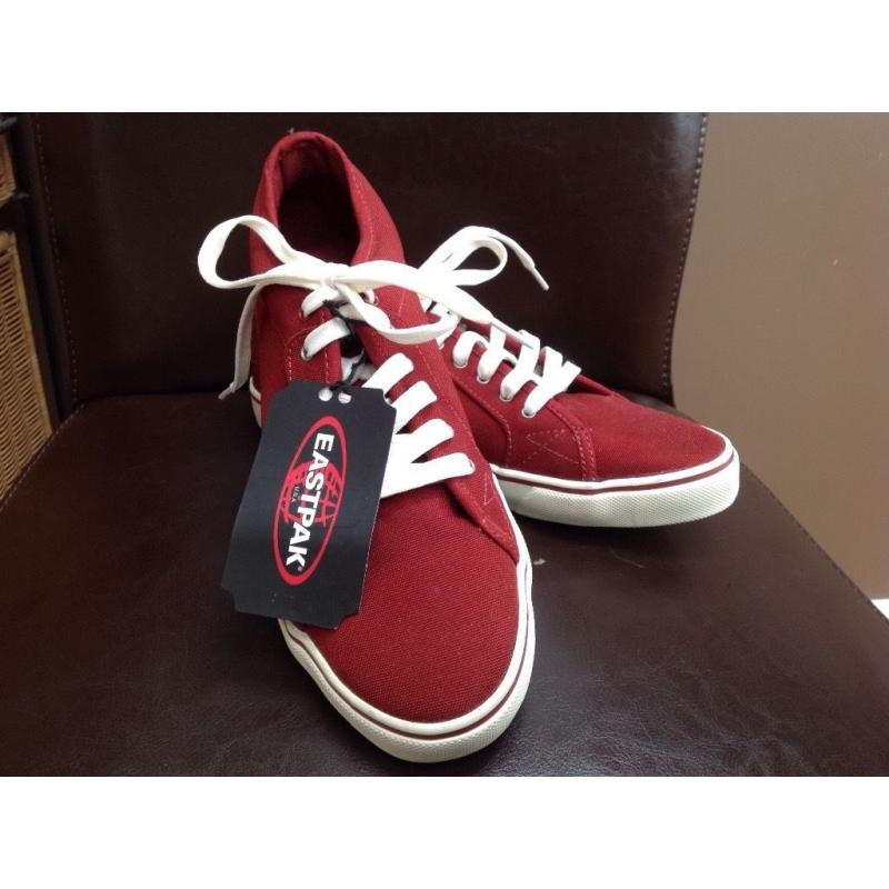 Brand new with tags unworn EASTPAK sneakers size 39/6-6.5