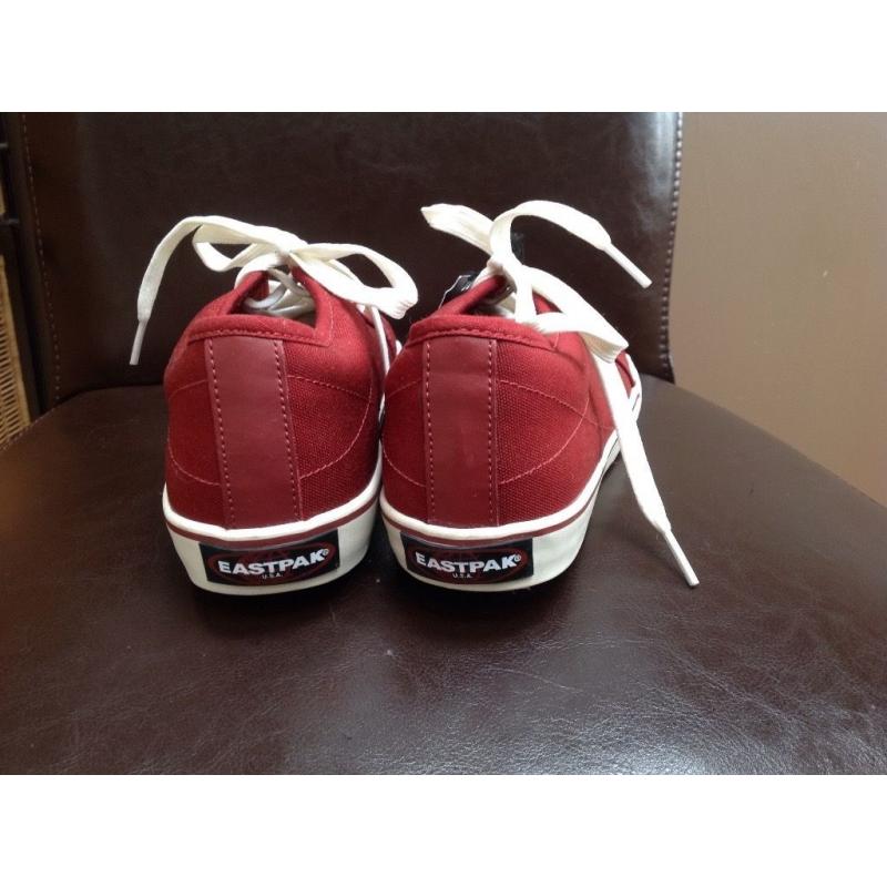 Brand new with tags unworn EASTPAK sneakers size 39/6-6.5