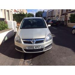 Vauxhall Zafira 1.6 i 16v Life 5dr service history