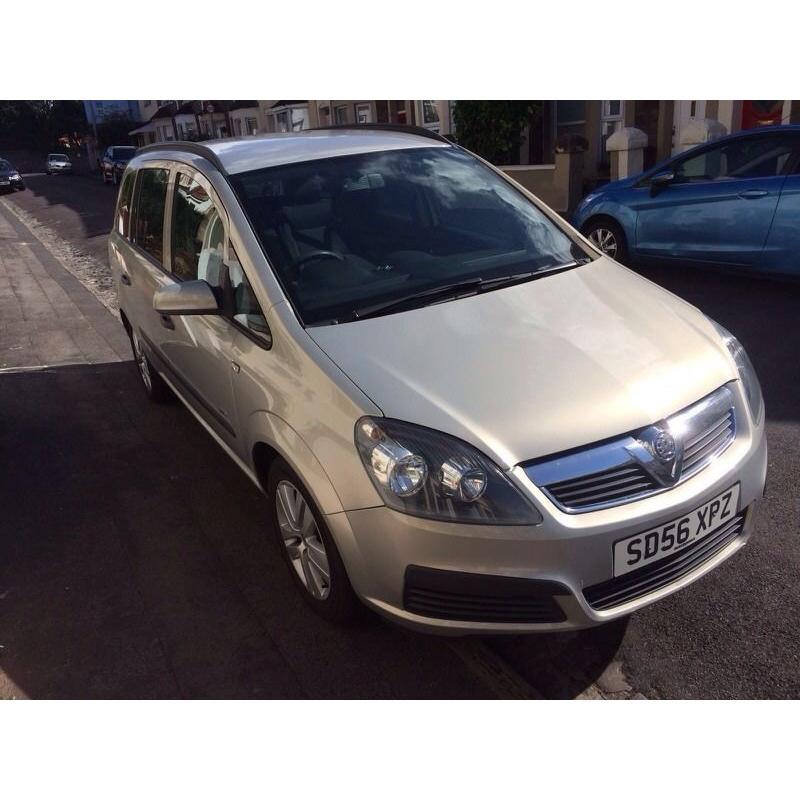 Vauxhall Zafira 1.6 i 16v Life 5dr service history