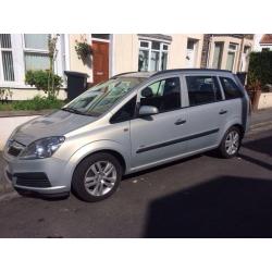 Vauxhall Zafira 1.6 i 16v Life 5dr service history