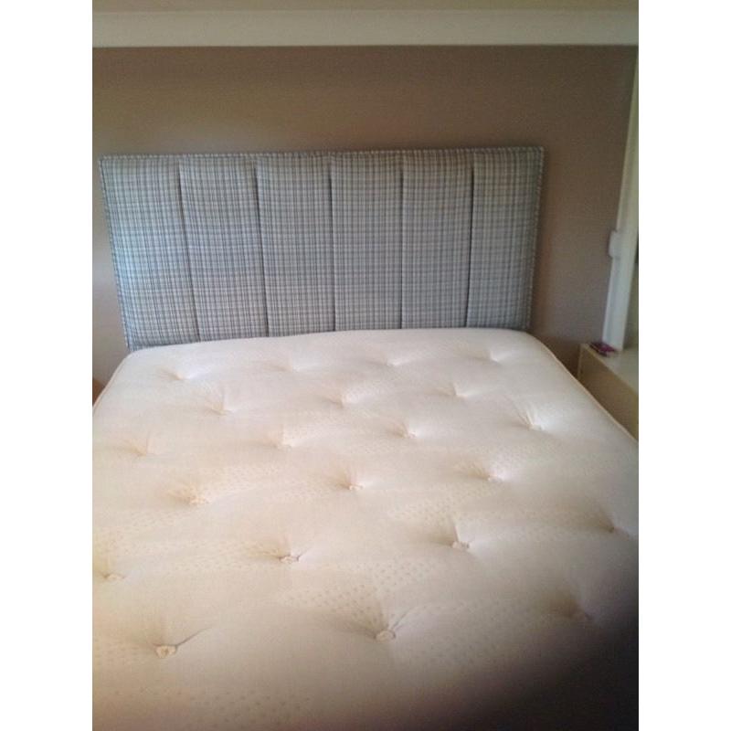 Double divan bed