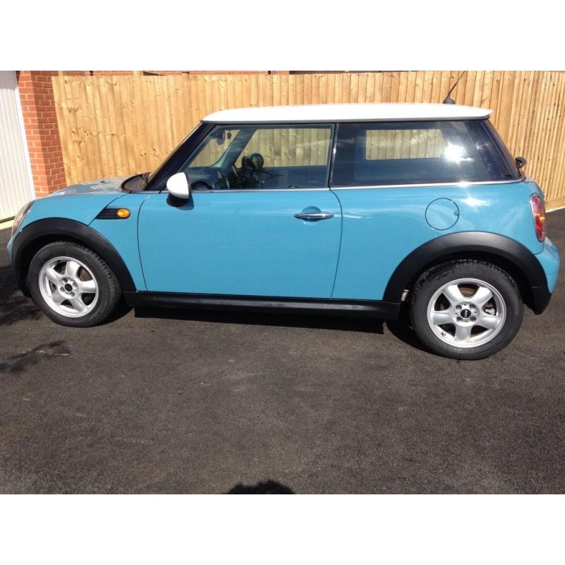 Mini Cooper D (2009) Showroon condition, Full service history, 11 Months MOT, Pirelli tyres,stunning