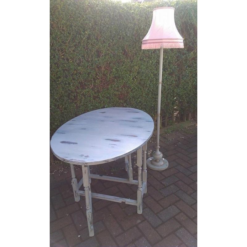 URGENT - MUST GO ASAP - VINTAGE STANDARD LAMP - HAND PAINTED