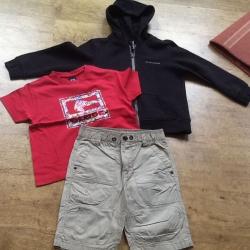 BOYS RED GLOBE TSHIRT, BLACK ZIP HOODED JACKET & PAIR BEIGE SHORTS AGE 8