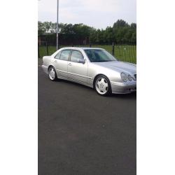 Mercedes E240 Avantgarde auto full service history