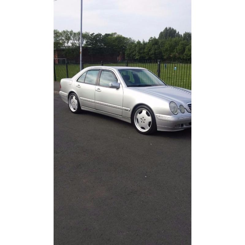 Mercedes E240 Avantgarde auto full service history