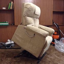 Electric Riser Recliner Arm Chair