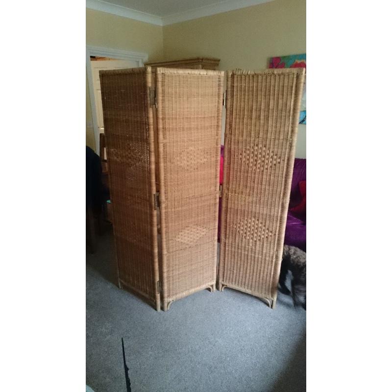 WICKER 3 PANEL PRIVACY SCREEN/ROOM DIVIDER