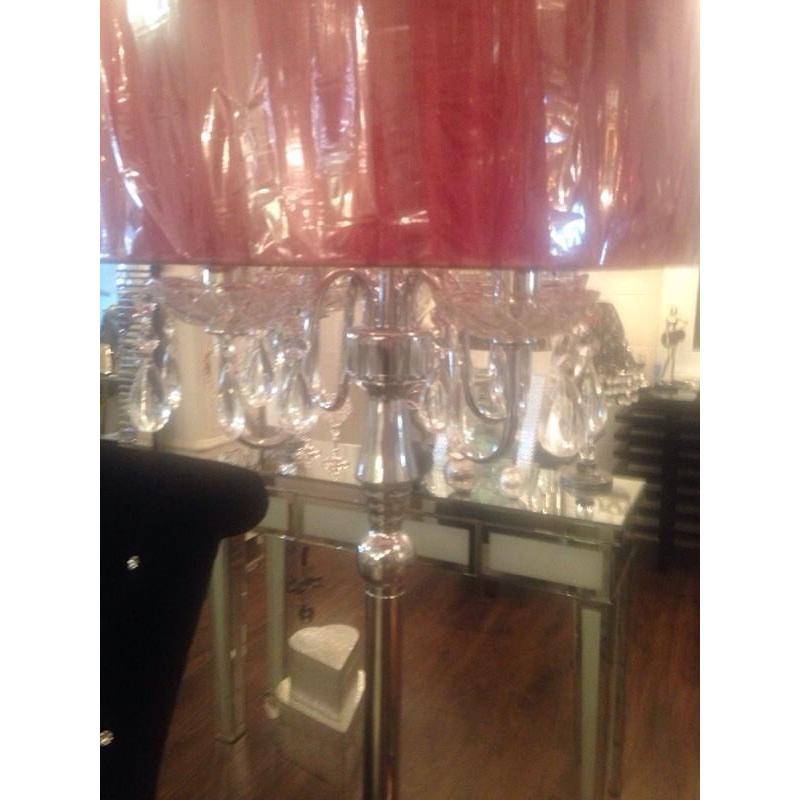 Standees lamp in red and chrome with crystal droplets