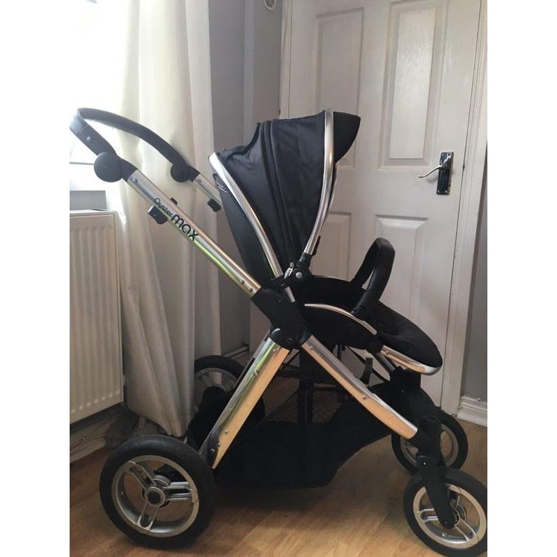 **PRICE REDUCED**LIKE NEW Oyster Max Stroller/Pram