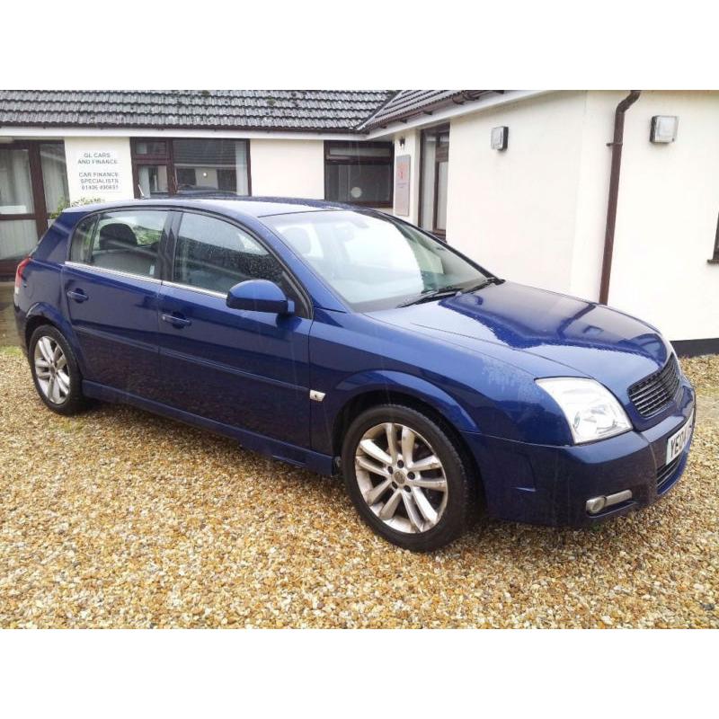 Vauxhall Signum 2.2i 5dr. GUARANTEED FINANCE AVAILABLE ON NEWER CARS.