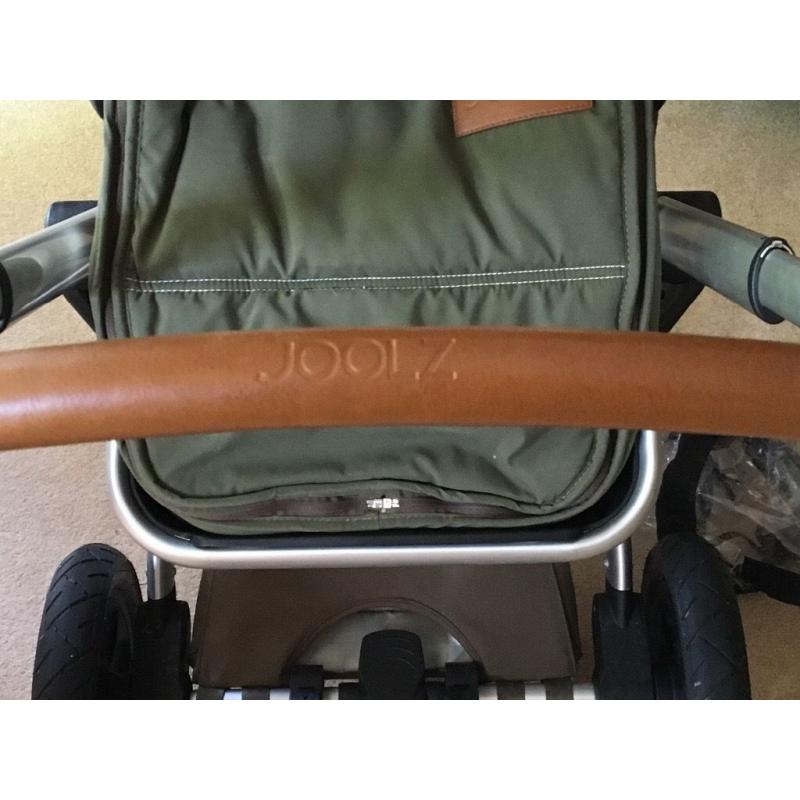 Joolz Day Earth Pram and Carrycot