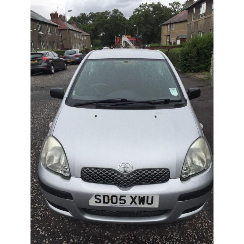 2005 Yaris for sale