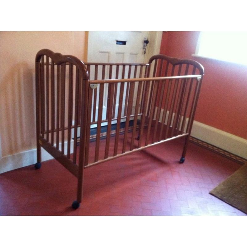 Mamas & Papas Cot Bed for Spares (no base or screws)