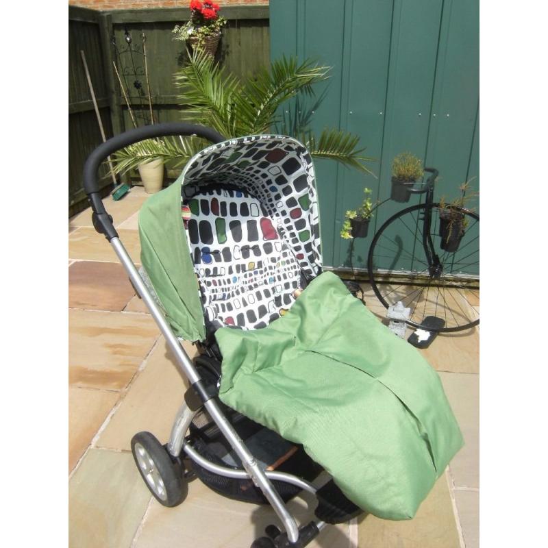 Mamas & Papas Sola Green Pushchair Pram Single Seat Stroller