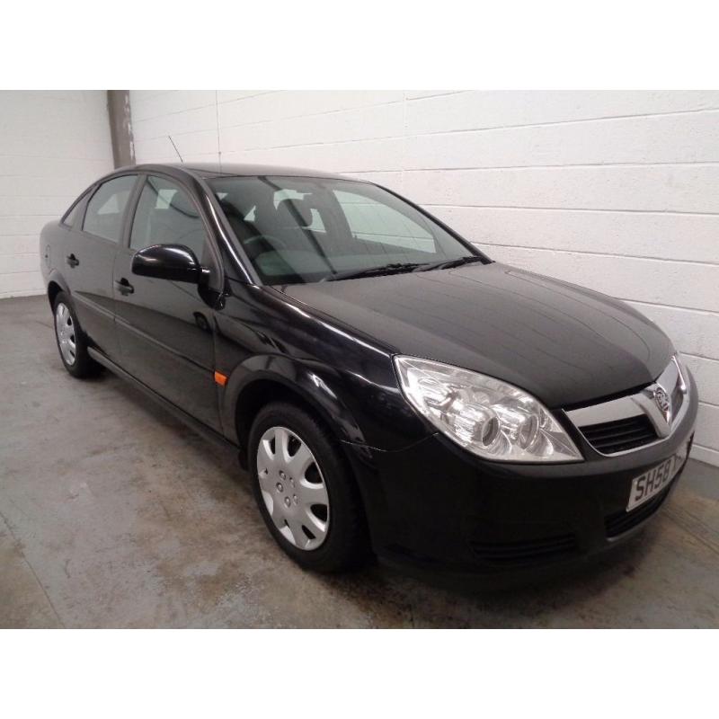 VAUXHALL VECTRA , 2008/58 REG , LOW MILES + FULL HISTORY , YEARS MOT , FINANCE AVAILABLE , WARRANTY