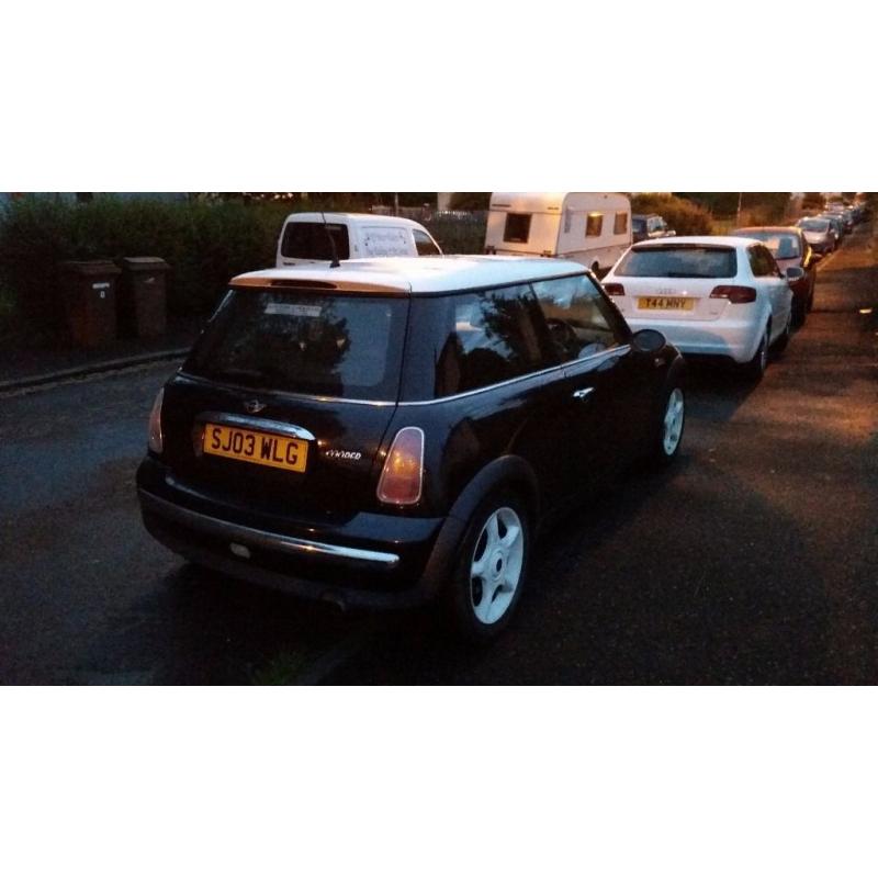 Mini cooper panther black 1 yr mot !!!