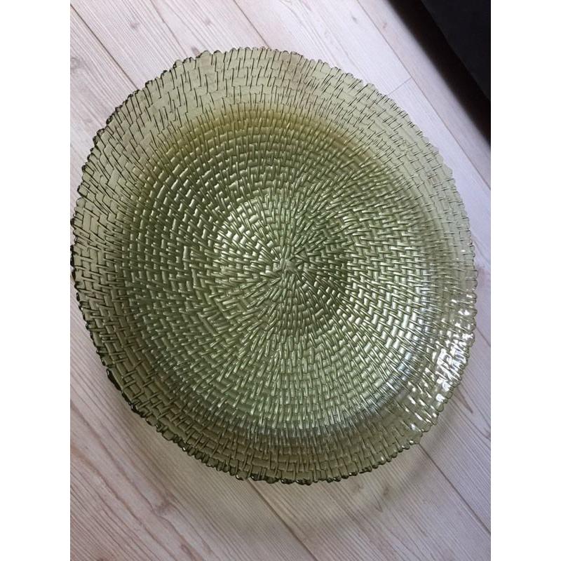 Large glass platter ex condition