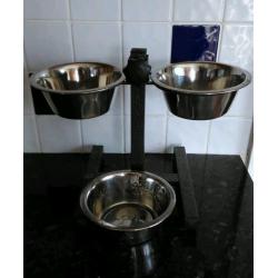 Adjustable height dog bowl set with FREE NEW FRISBY