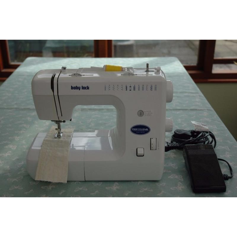 BABY LOCK PROFESSIONAL SEWING MACHINE