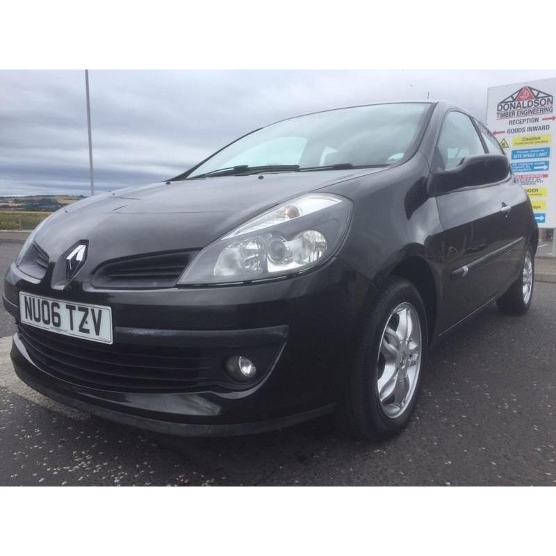 Renault Clio excellent condition service history 48000 miles