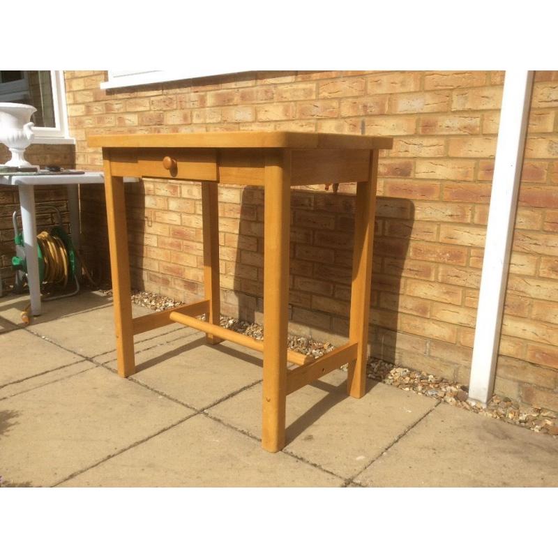 Kitchen breakfast bar/table with drawer