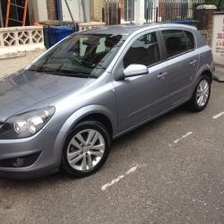 Vauxhall Astra diesel 2009 model 5 doors service history