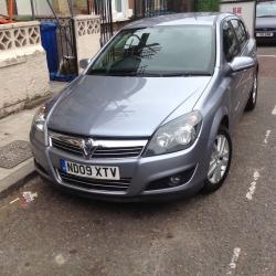 Vauxhall Astra diesel 2009 model 5 doors service history