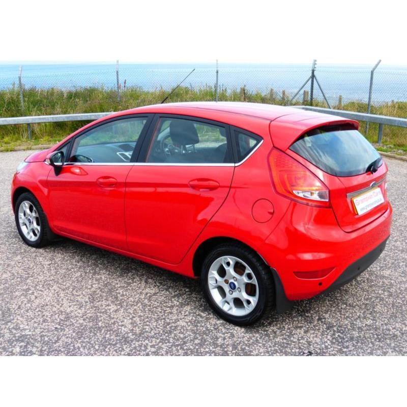 Ford Fiesta 1.4TDCi ( 70ps ) DPF 2012.5MY Zetec