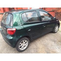 Toyota Yaris green 1.0 litre