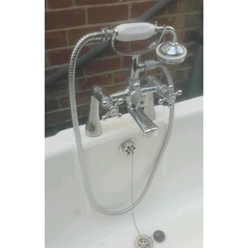 Bath and mixer tap with shower attachment