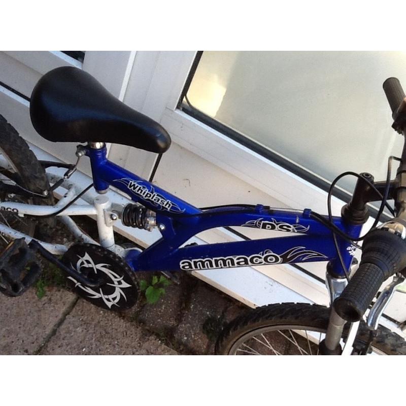 Boys 20" Ammaco Whiplash Mountain bike with 6 gears.