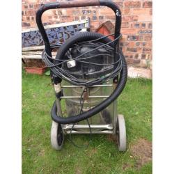 NUMATIC INDUSTRIAL HOOVER ON WHEELS