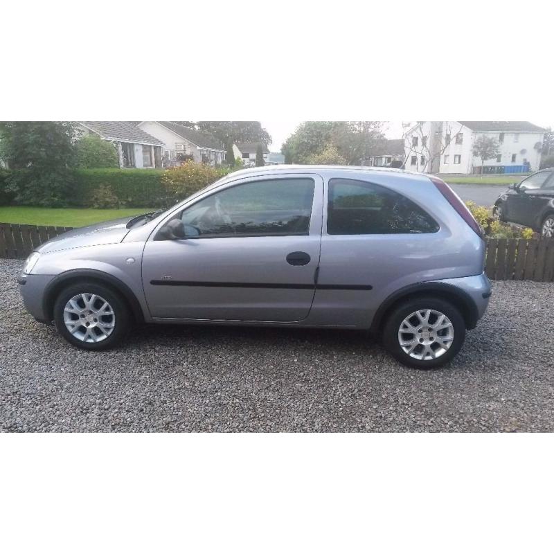 Vauxhall Corsa 1.0l life, ideal first car, great condition