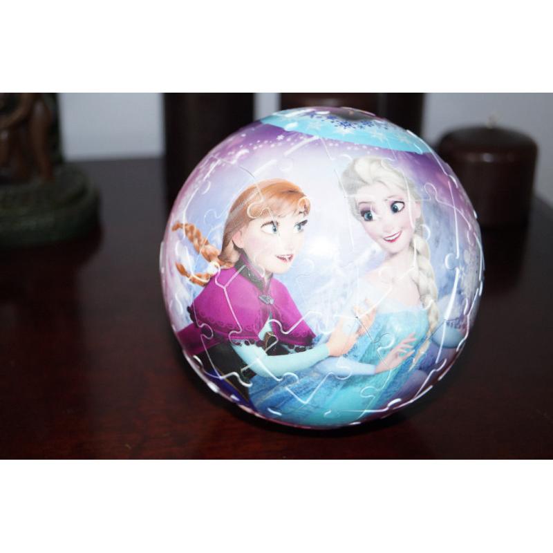 Disney Frozen 3D puzzle - 72 pieces Complete.