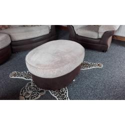 6 months old bueatiful curved sofa 2 snuggle chair + large footstool chenile fabric