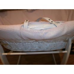 clair de lune moses basket missing string still in good cond