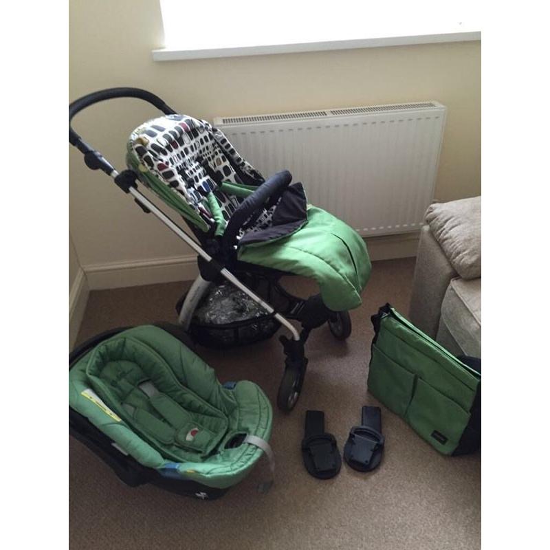 Mamas and Papas Sola Travel System