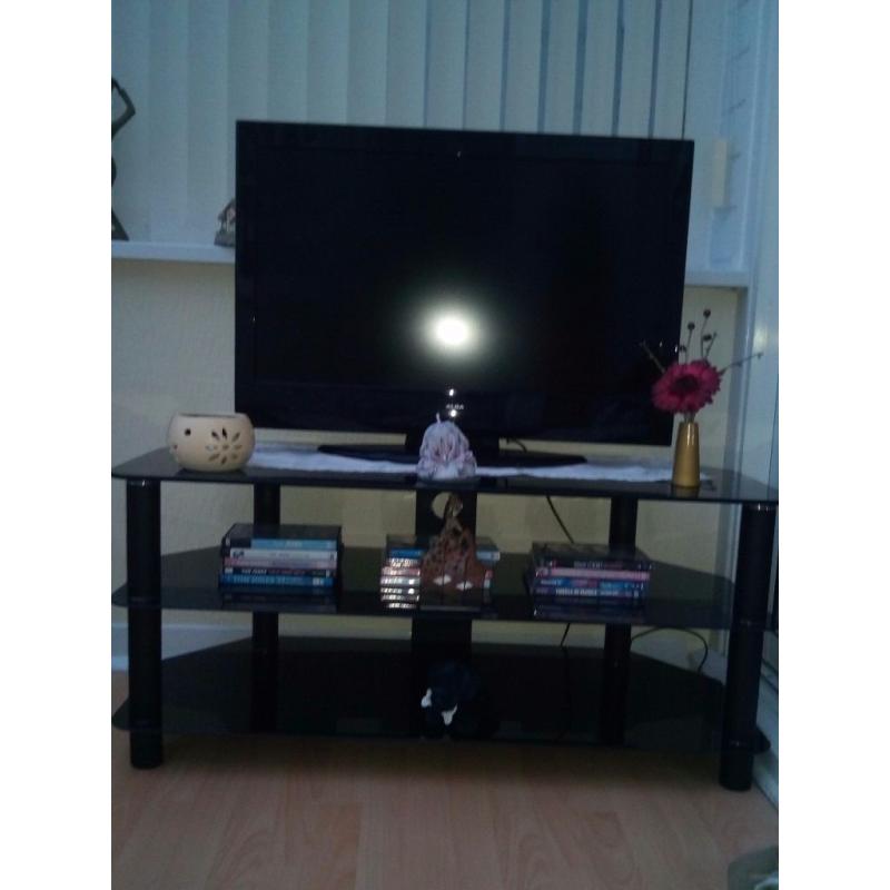 Black glass tv stand