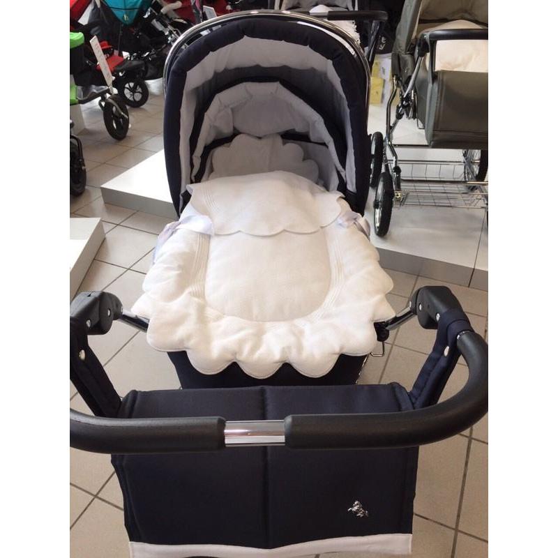 Churchill pram package