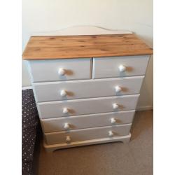 Pine shabby chic chest of drawers