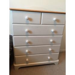 Pine shabby chic chest of drawers