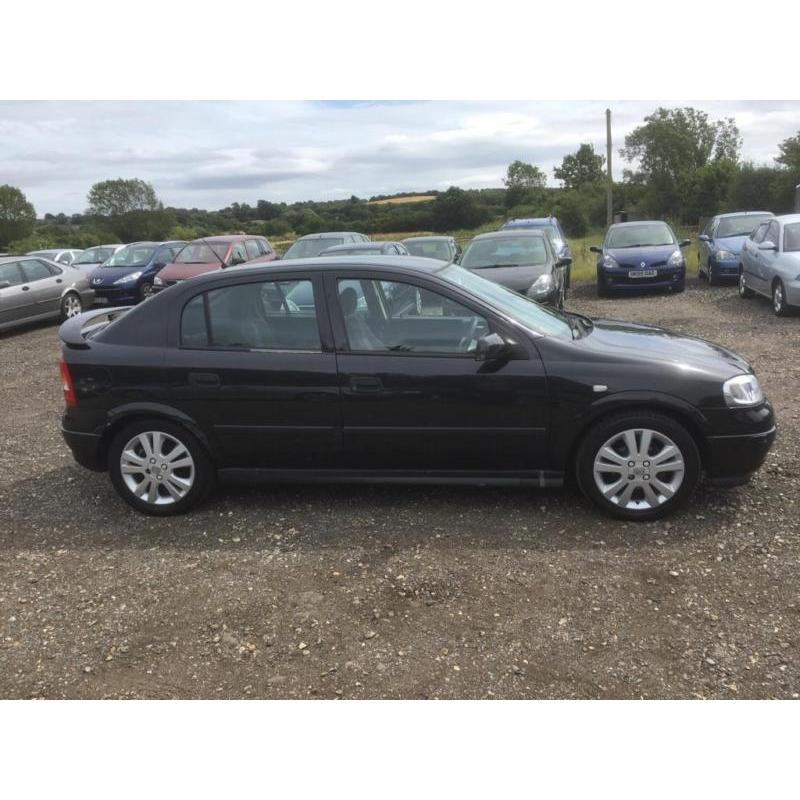 2001 Vauxhall Astra 1.8 i 16v SXi 5dr