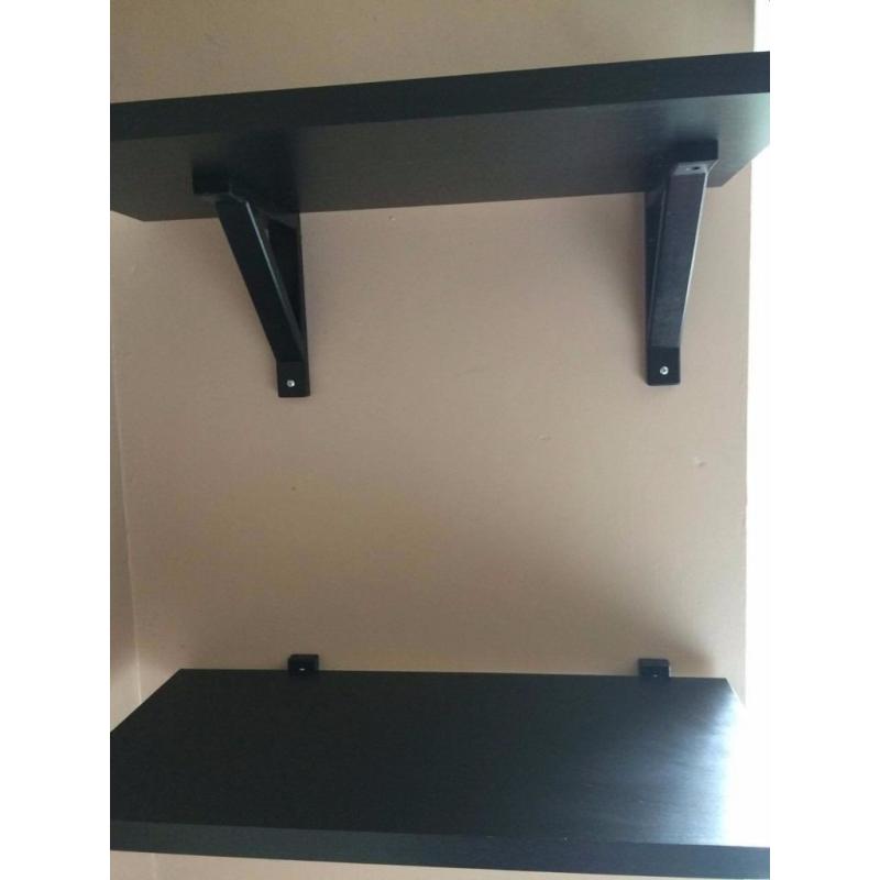 Shelves (IKEA) : Black/brown