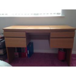 Bedroom furniture & dressing table