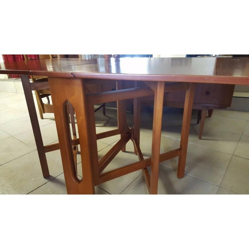 Drop Leaf Retro Double Gate Leg Real Wood Dining Table in Great Condition