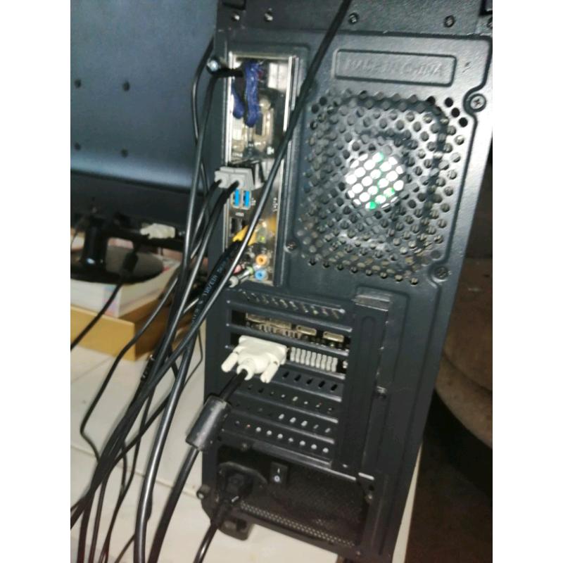 Desktop computer